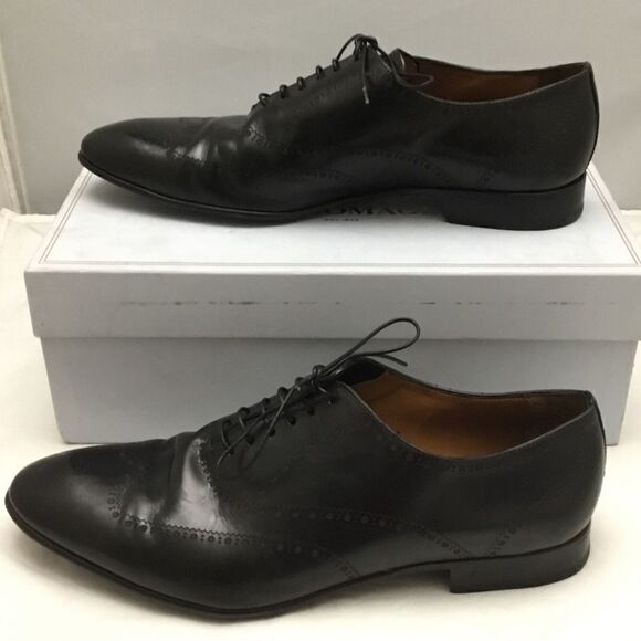 Bruno Magli 'Vittorio' Wingtip Oxfords (B10) - Picture 2 of 8